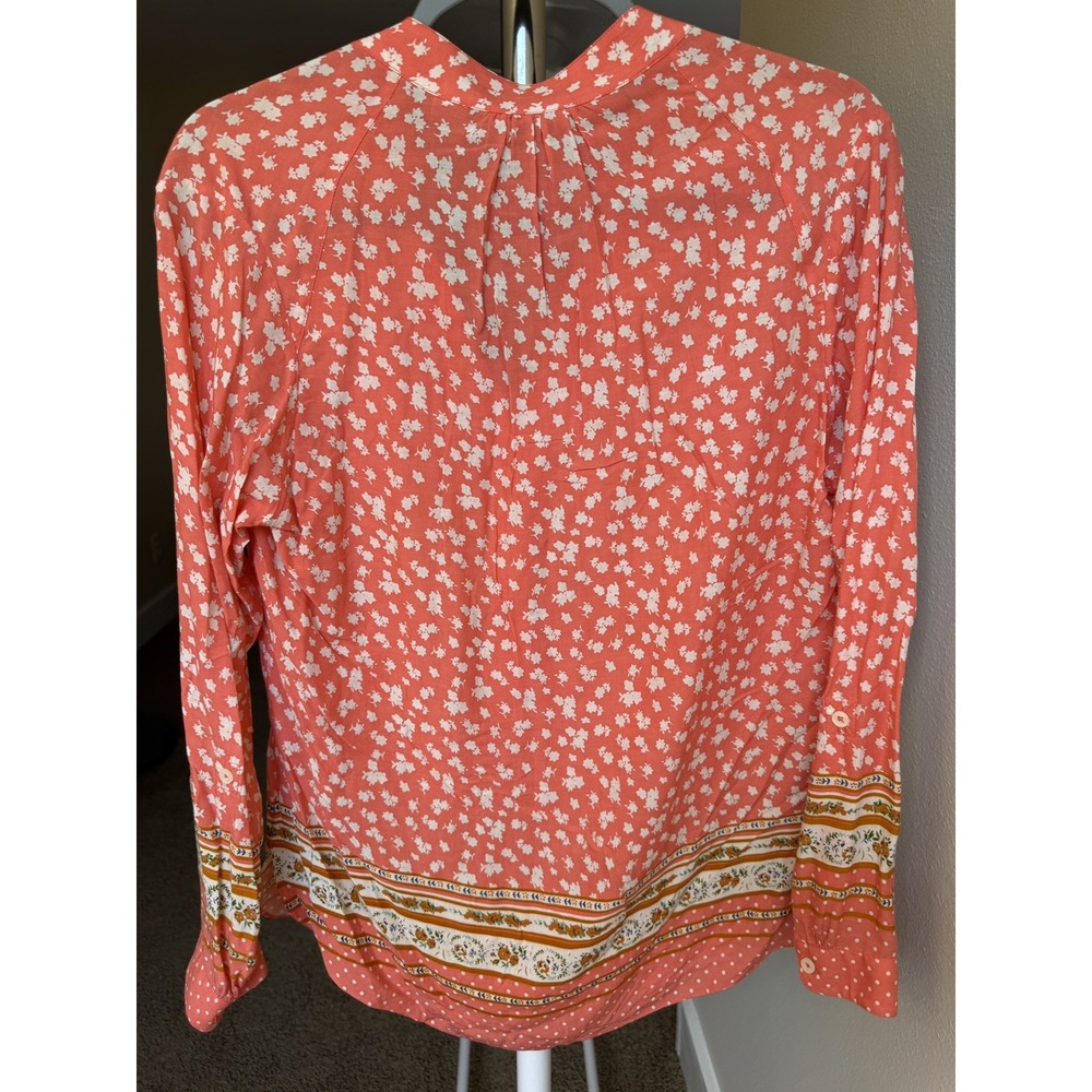 11.1 TYLHA Anthopologie Coral Floral Border Print Split V-Neck Blouse Top Size S - Picture 2 of 8